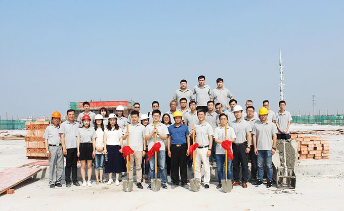 喜訊！百聯(lián)新建廠房建筑主體今日封頂！